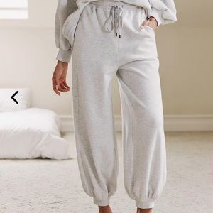 NAP light gray balloon cuff Sweatpants French terry large